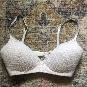 Victoria Secret Wireless Bra